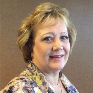 Meet your Posher, Rhonda